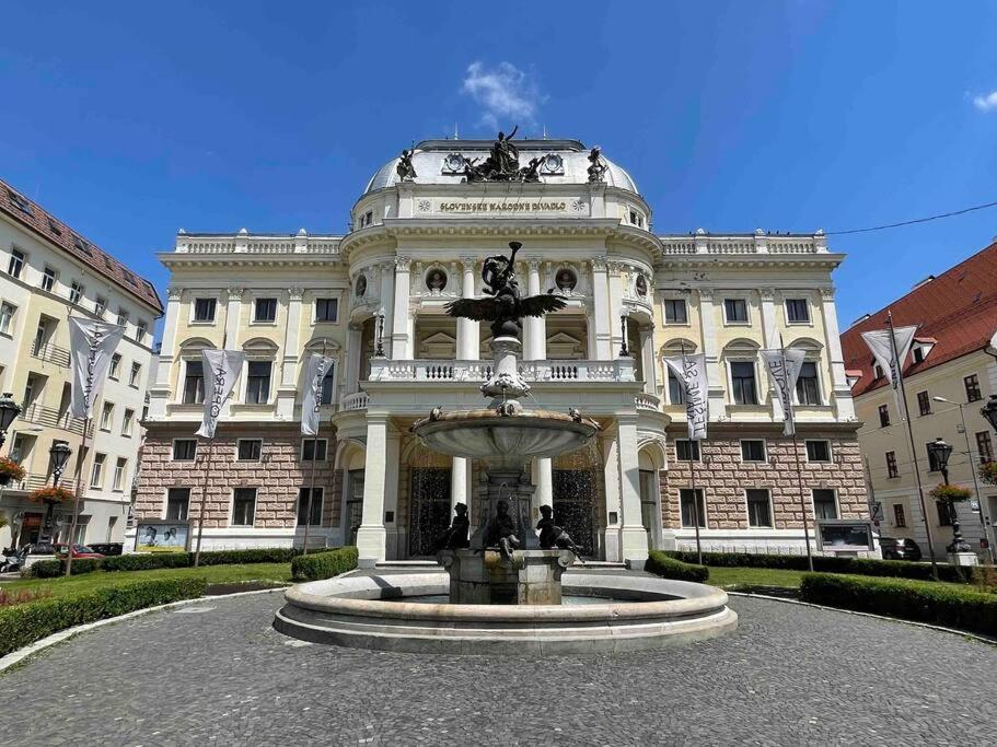 Good Old Times Apartment Bratislava Exterior foto