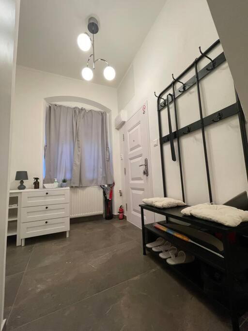 Good Old Times Apartment Bratislava Exterior foto